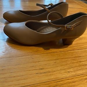 Dance shoes. Tan. Size 9.5 adult